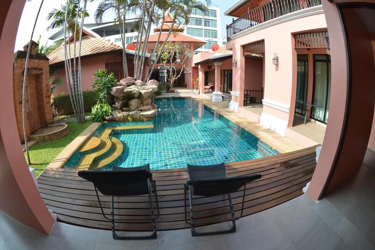 พระตำหนักวิลล่า 10 ห้องนอน พร้อมสระว่ายน้ำส่วนตัว Pattaya Exterior foto